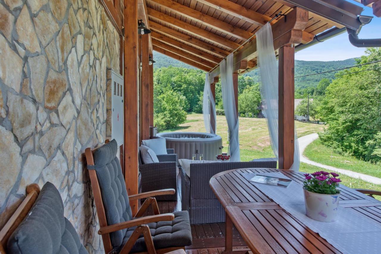 B&B Plitvice Lakes Villa Irene Seliste Dreznicko Exterior photo